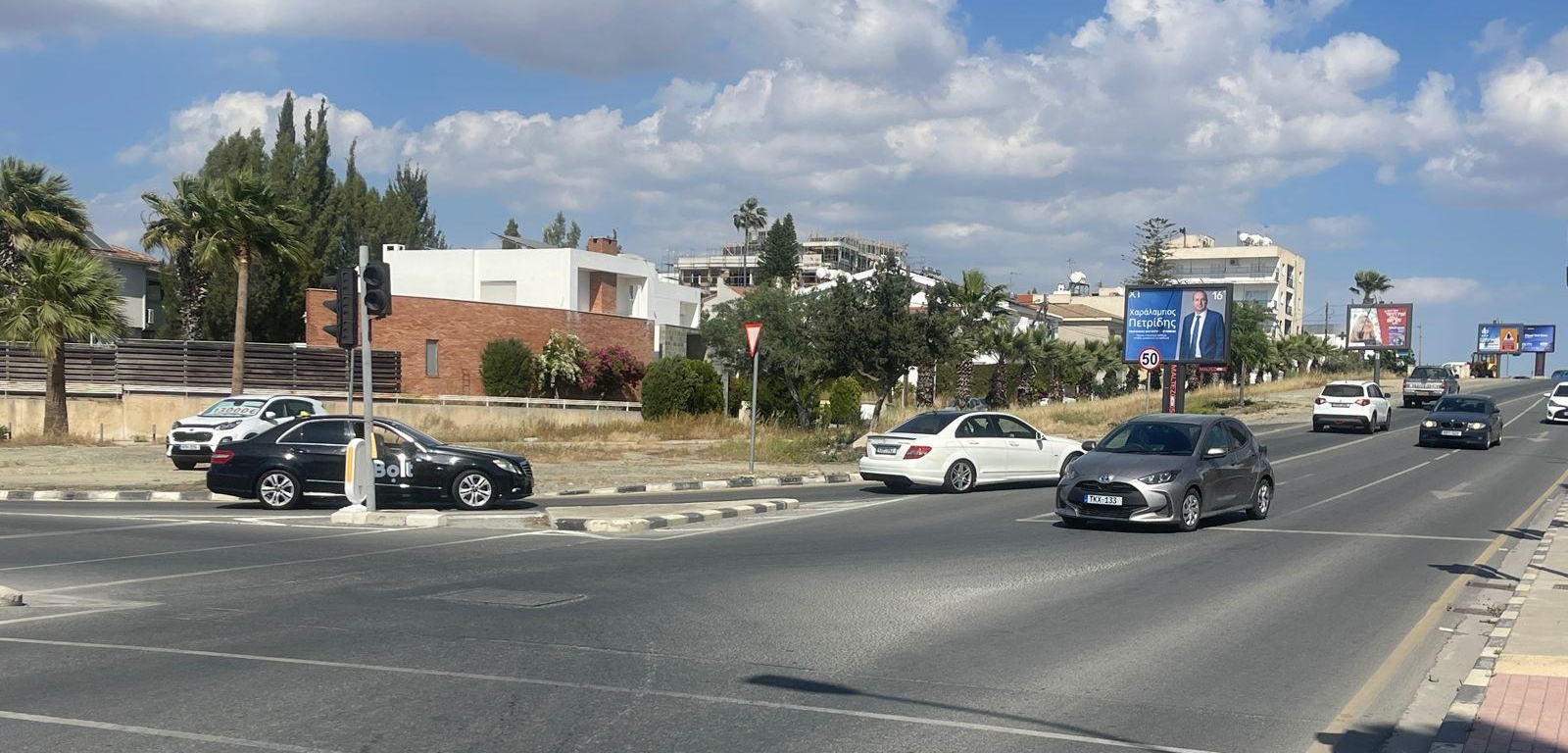 Engomi, Lefkotheou and Elia Papakyriakou traffic lights CYPRUS State Fair towards Apollonio Hospital